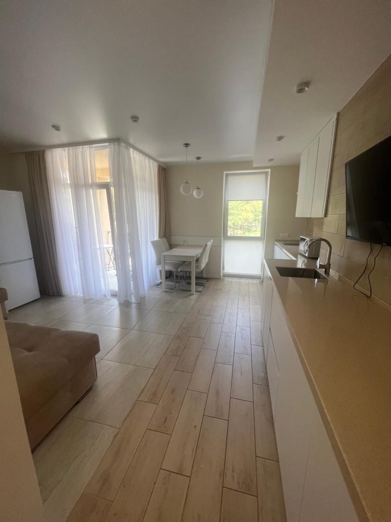 Apartment жк «сонячний квартал»
