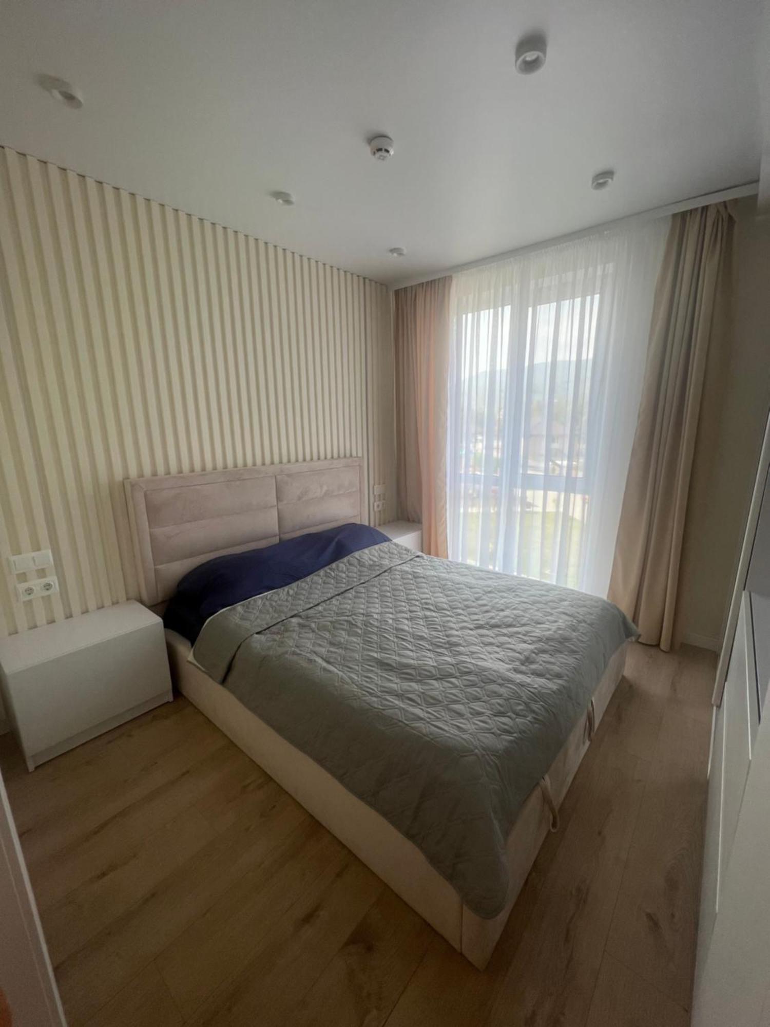 жк «сонячний квартал» Apartment Solochin